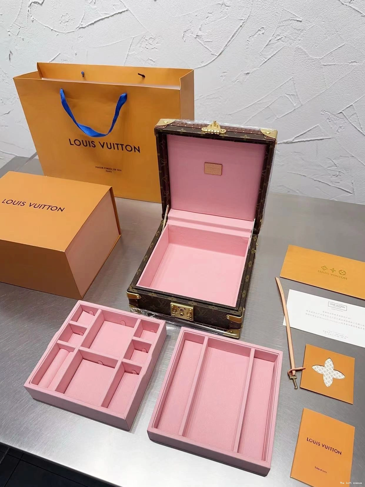 LV BOX CUSTOM JEWELRY 0807